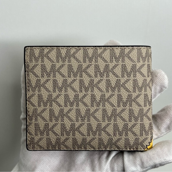 Michael kors men wallet - Picture 13 of 13